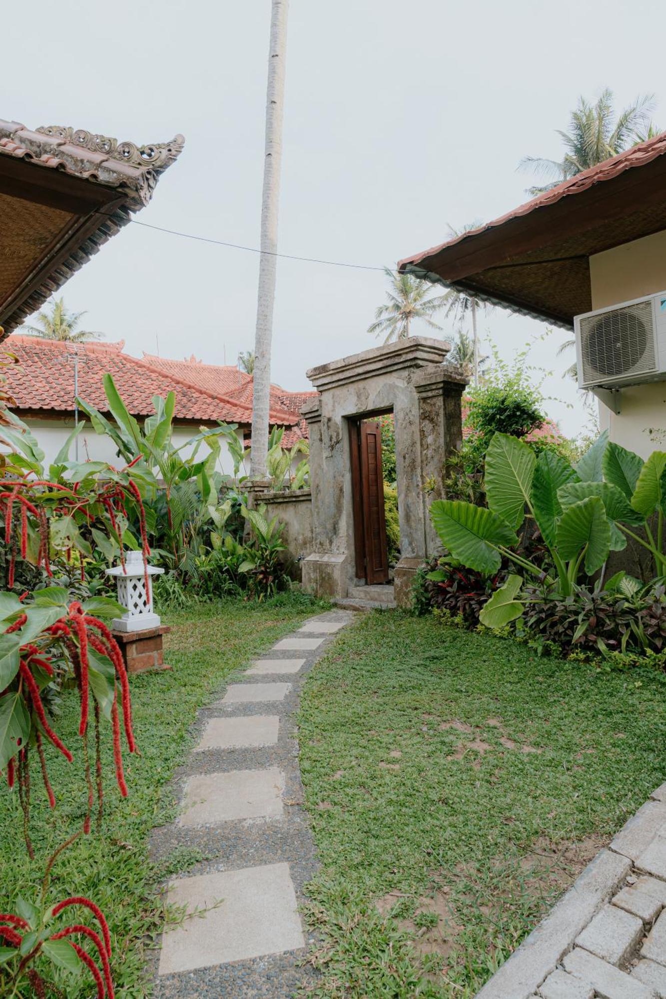 Bali Hai Island Resort Pekutatan  Экстерьер фото